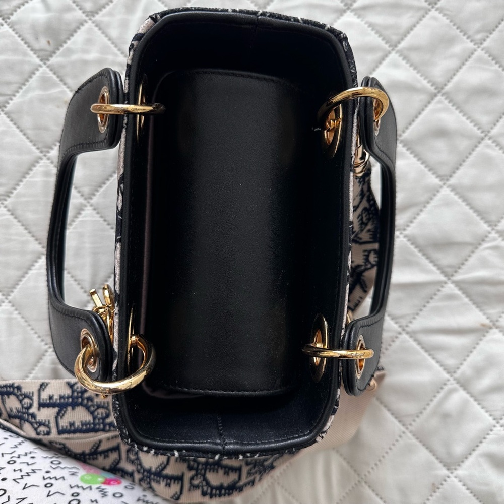 Designer inspired mini bag - Picture 6 of 6